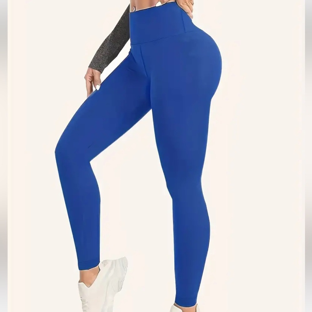 Blue sculpting leggings